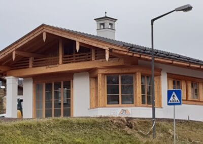 Neubau im alpinen Stil